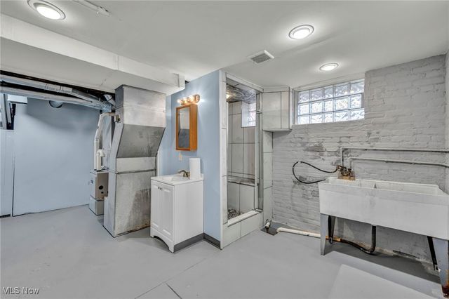 3479 W 95th Street, Cleveland, OH 44102