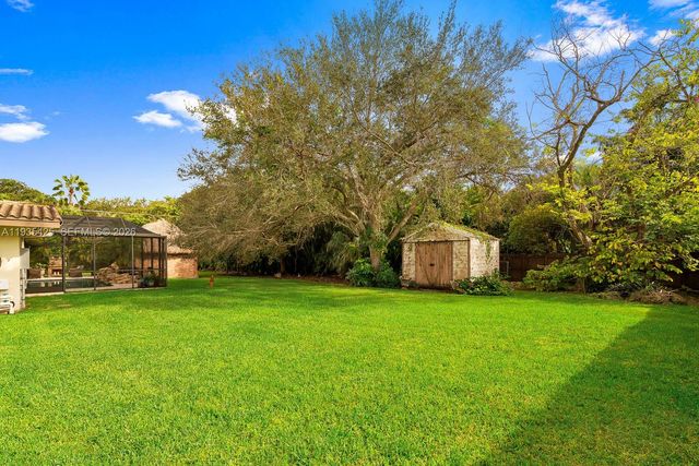 9890 SW 138th St, Miami, FL 33176