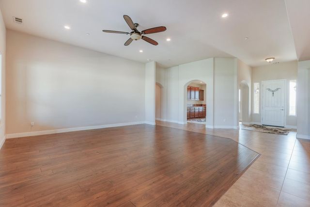 9991 Spring St, Galt, CA 95632