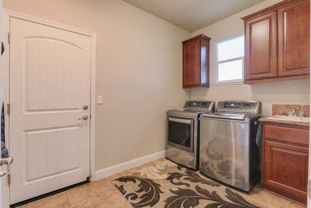 9991 Spring St, Galt, CA 95632