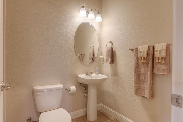 9991 Spring St, Galt, CA 95632