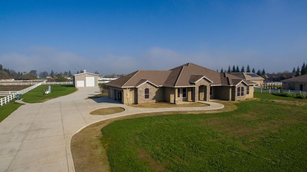 9991 Spring St, Galt, CA 95632