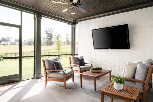3455 Burgate Trl, Thompsons Station, TN 37179