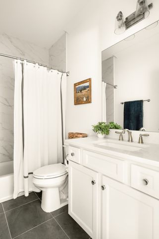 3455 Burgate Trl, Thompsons Station, TN 37179