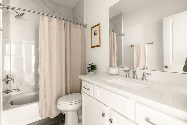 3455 Burgate Trl, Thompsons Station, TN 37179