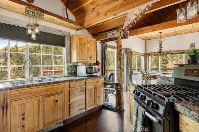 33141 Big Bear Lake Road, Running Springs, CA 92382