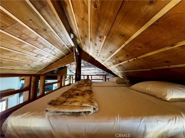 33141 Big Bear Lake Road, Running Springs, CA 92382