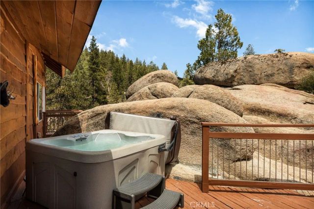 33141 Big Bear Lake Road, Running Springs, CA 92382