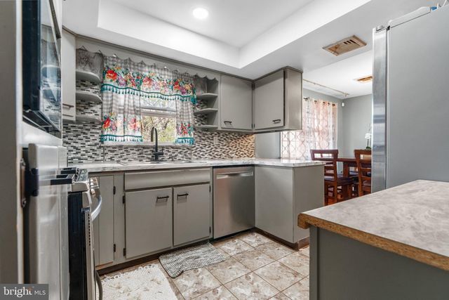 849 E UNION, Allentown, PA 18109
