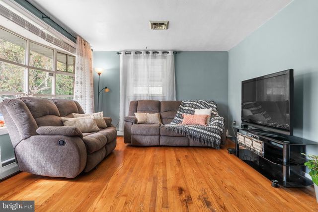 849 E UNION, Allentown, PA 18109