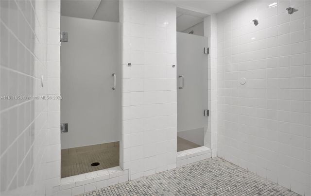 16558 NE 26th Ave 2A, North Miami Beach, FL 33160