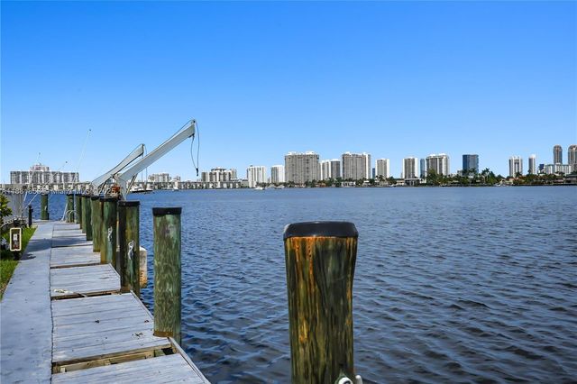 16558 NE 26th Ave 2A, North Miami Beach, FL 33160