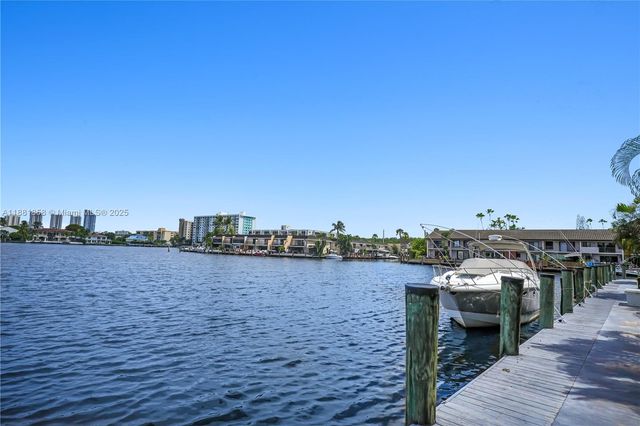 16558 NE 26th Ave 2A, North Miami Beach, FL 33160