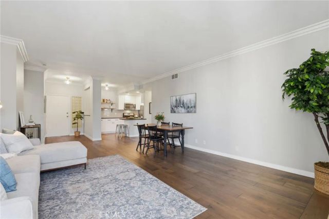 10021 Tabor Street 302, Los Angeles, CA 90034