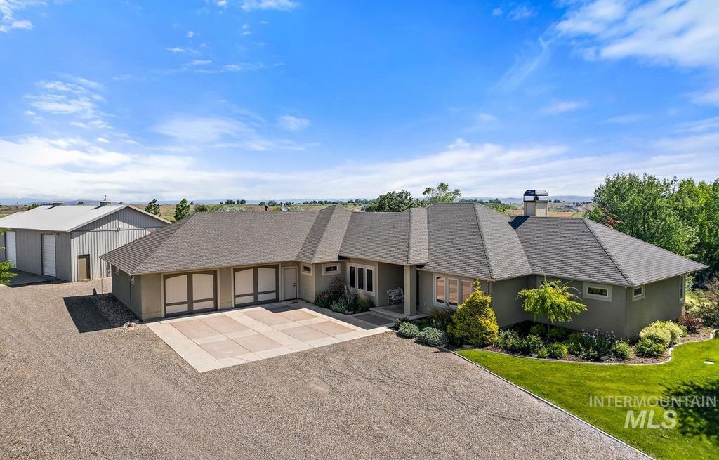 4532 Oak Road, Ontario, OR 97914