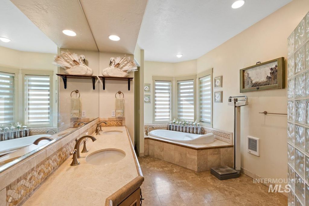 4532 Oak Road, Ontario, OR 97914 photo 11