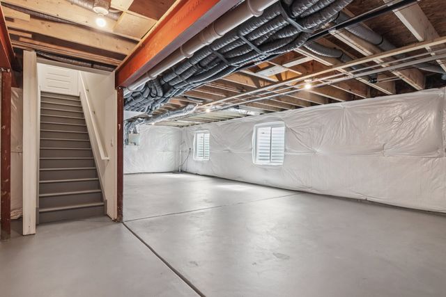 1482 Vintage Drive, Oswego, IL 60543