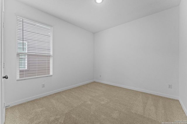 473 Wolf Crest Blvd, Seguin, TX 78155