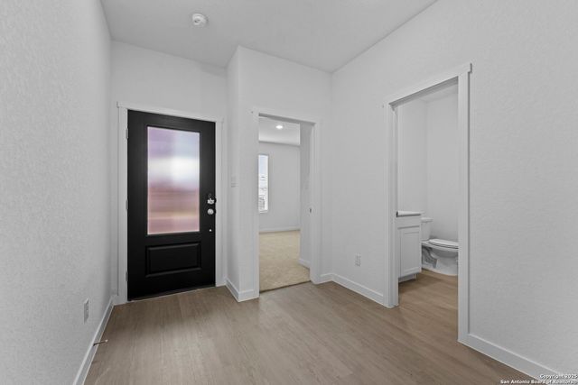 473 Wolf Crest Blvd, Seguin, TX 78155