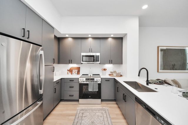 15635 Memorial Drive 242, Houston, TX 77079