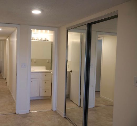 7080 NOVA Drive 307B, Davie, FL 33317