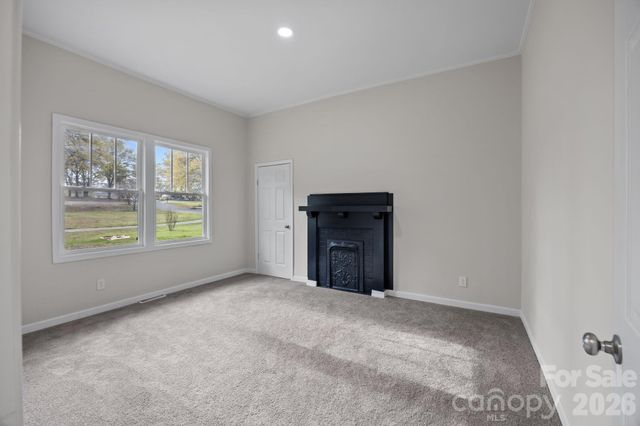 606 Townsend Avenue, Gastonia, NC 28052