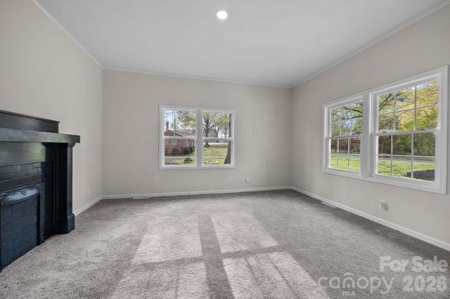 606 Townsend Avenue, Gastonia, NC 28052