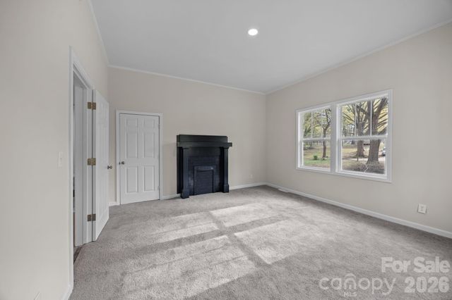 606 Townsend Avenue, Gastonia, NC 28052