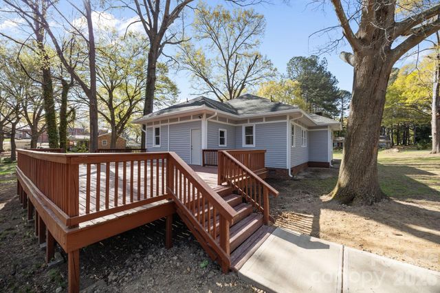 606 Townsend Avenue, Gastonia, NC 28052