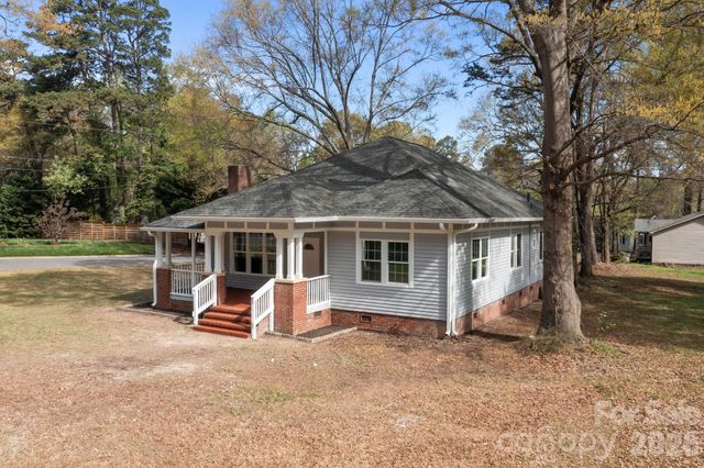 606 Townsend Avenue, Gastonia, NC 28052