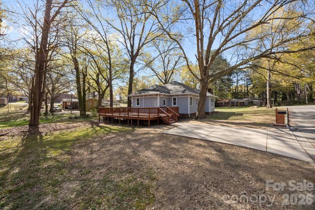 606 Townsend Avenue, Gastonia, NC 28052