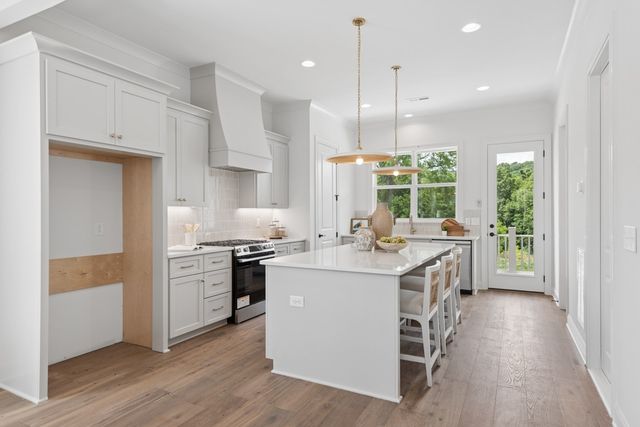 4009 Forestside Dr, Franklin, TN 37064