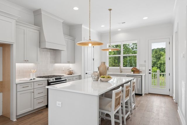 4009 Forestside Dr, Franklin, TN 37064