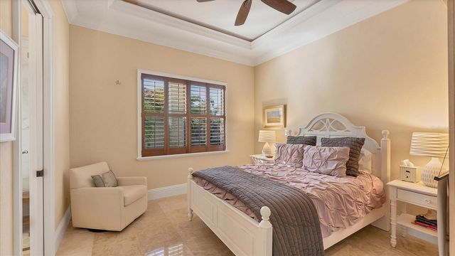 419 BAYVIEW PARKWAY, Nokomis, FL 34275