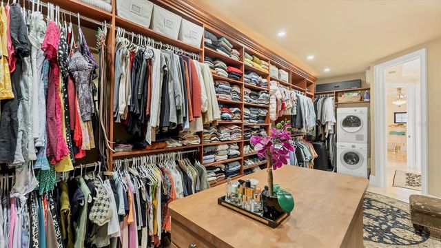 419 BAYVIEW PARKWAY, Nokomis, FL 34275