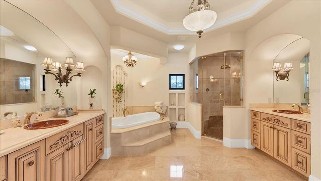 419 BAYVIEW PARKWAY, Nokomis, FL 34275