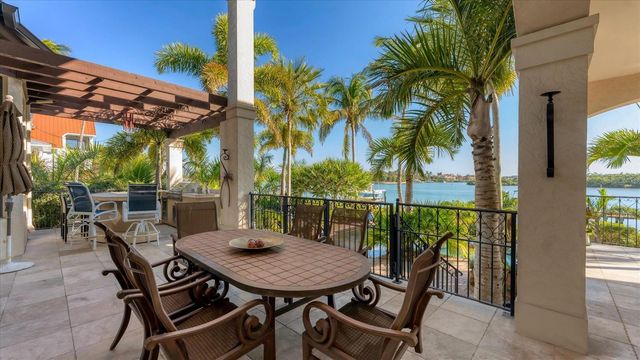 419 BAYVIEW PARKWAY, Nokomis, FL 34275