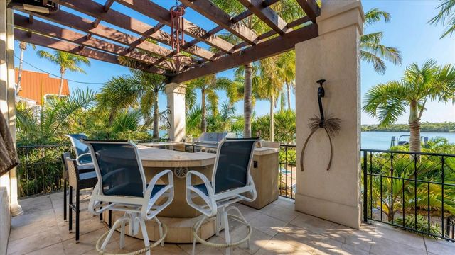 419 BAYVIEW PARKWAY, Nokomis, FL 34275