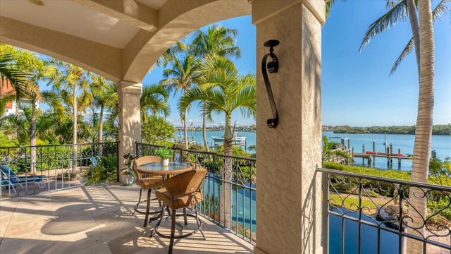 419 BAYVIEW PARKWAY, Nokomis, FL 34275