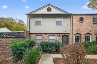 1977 Benita Dr #1, Rancho Cordova, CA 95670