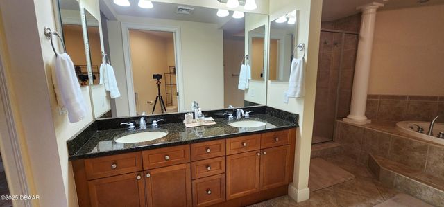 2901 S Atlantic Ave Apt 402, Daytona Beach Shores, FL 32118