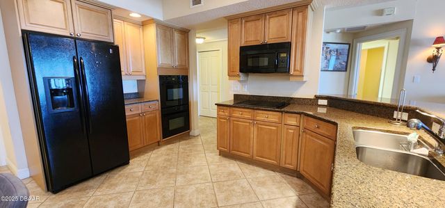 2901 S Atlantic Ave Apt 402, Daytona Beach Shores, FL 32118