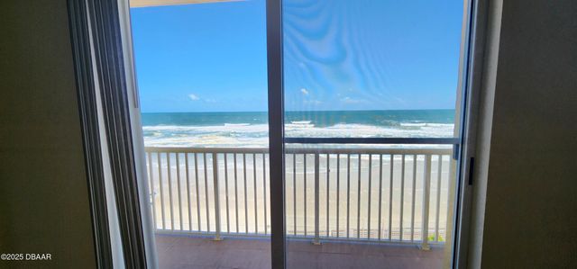 2901 S Atlantic Ave Apt 402, Daytona Beach Shores, FL 32118