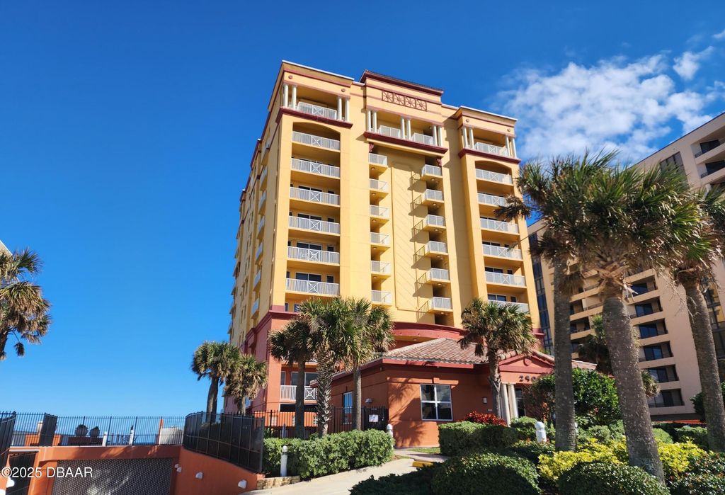 2901 S Atlantic Ave Apt 402, Daytona Beach Shores, FL 32118