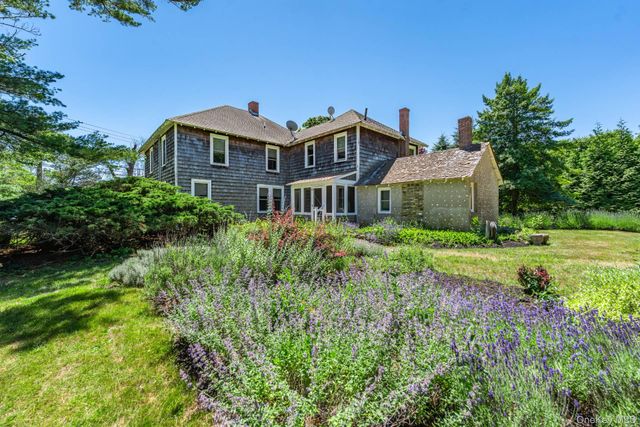 13675 Main Bayview Road, Southold, NY 11971