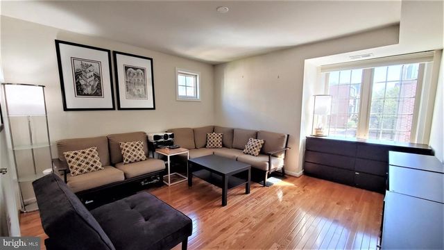 9700 CEDAR FARM CIRCLE, Fairfax, VA 22031