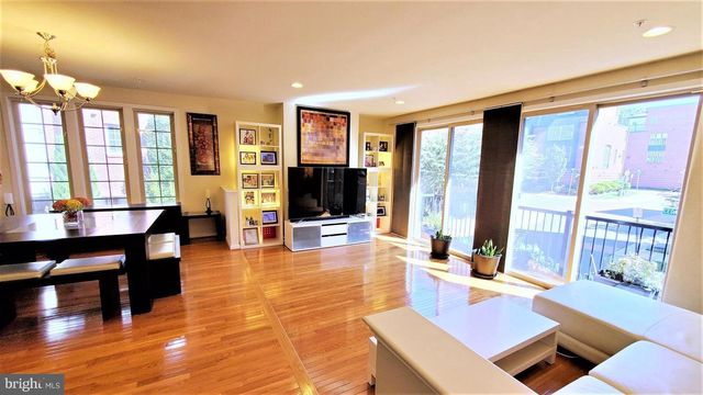 9700 CEDAR FARM CIRCLE, Fairfax, VA 22031