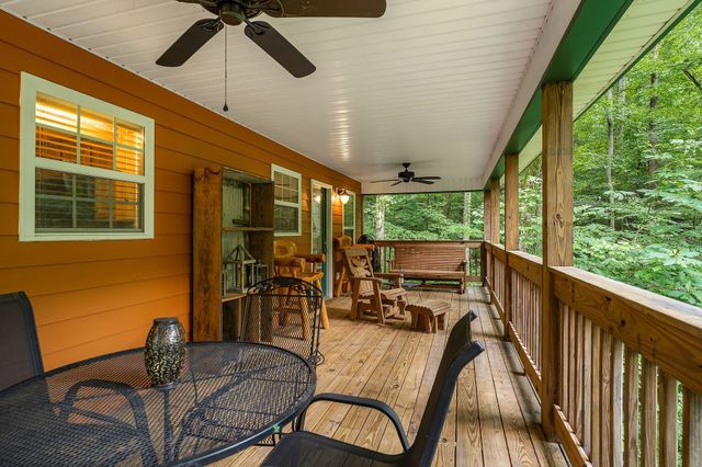 375 Lakeside Dr, Smithville, TN 37166