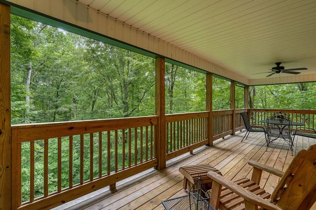 375 Lakeside Dr, Smithville, TN 37166