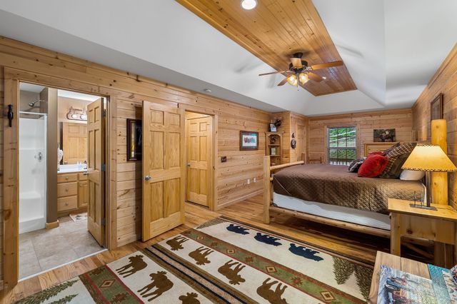 375 Lakeside Dr, Smithville, TN 37166